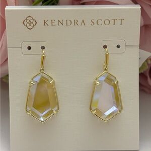 NWT Kendra Scott  Alexandria Drop Earrings in gold iridescent clear rock crystal